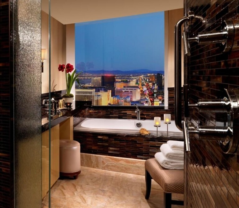 10 Best Las Vegas Hotels with In
