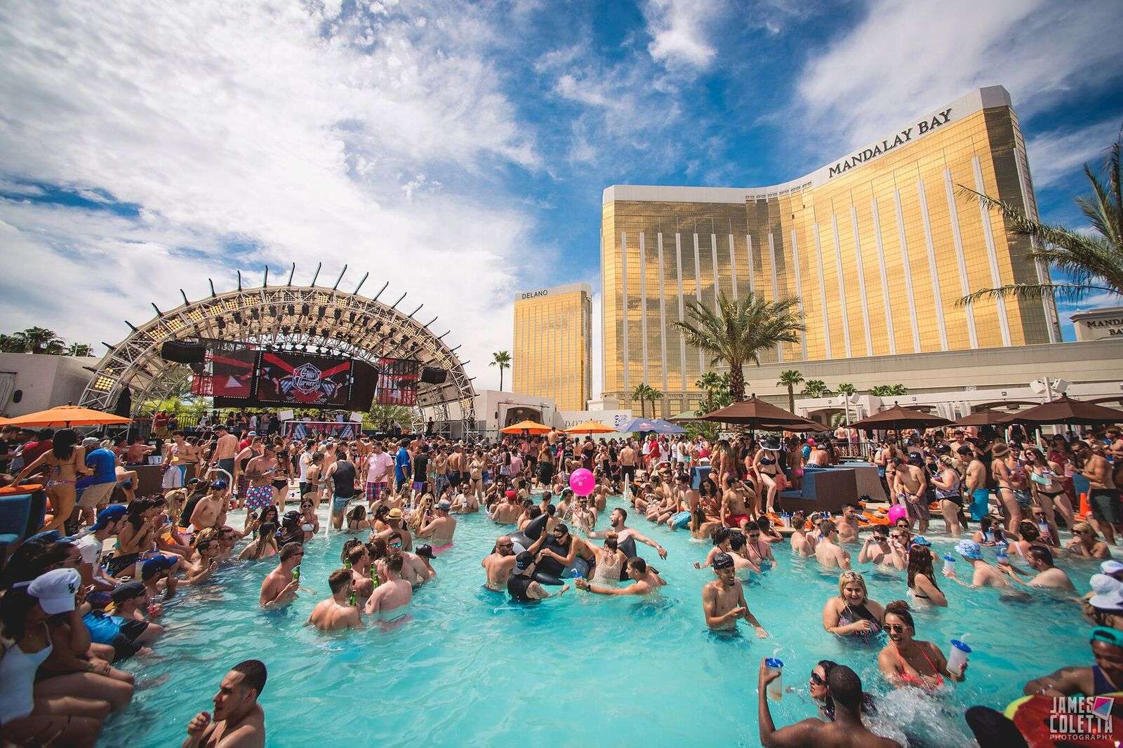 10 Photos That Prove DAYLIGHT Should be Your Las Vegas ...