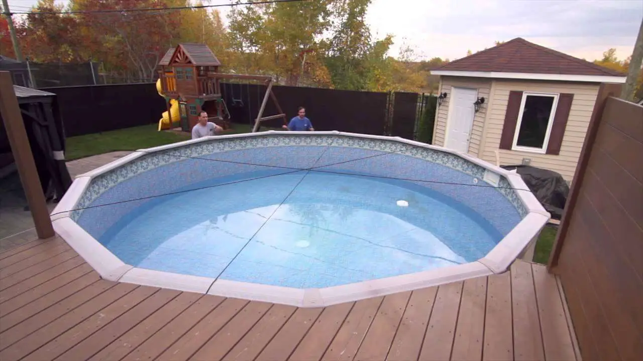 10 Tips How To Clean A Swimming Pool After Winter
