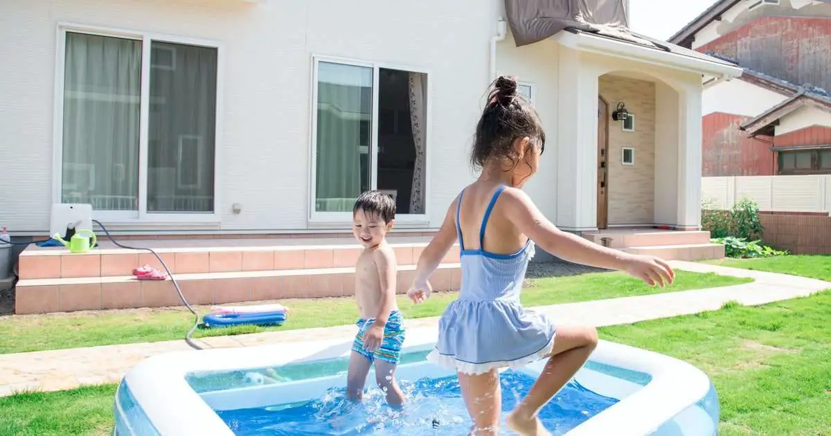 7 Gross Facts About Kiddie Pools, Because There