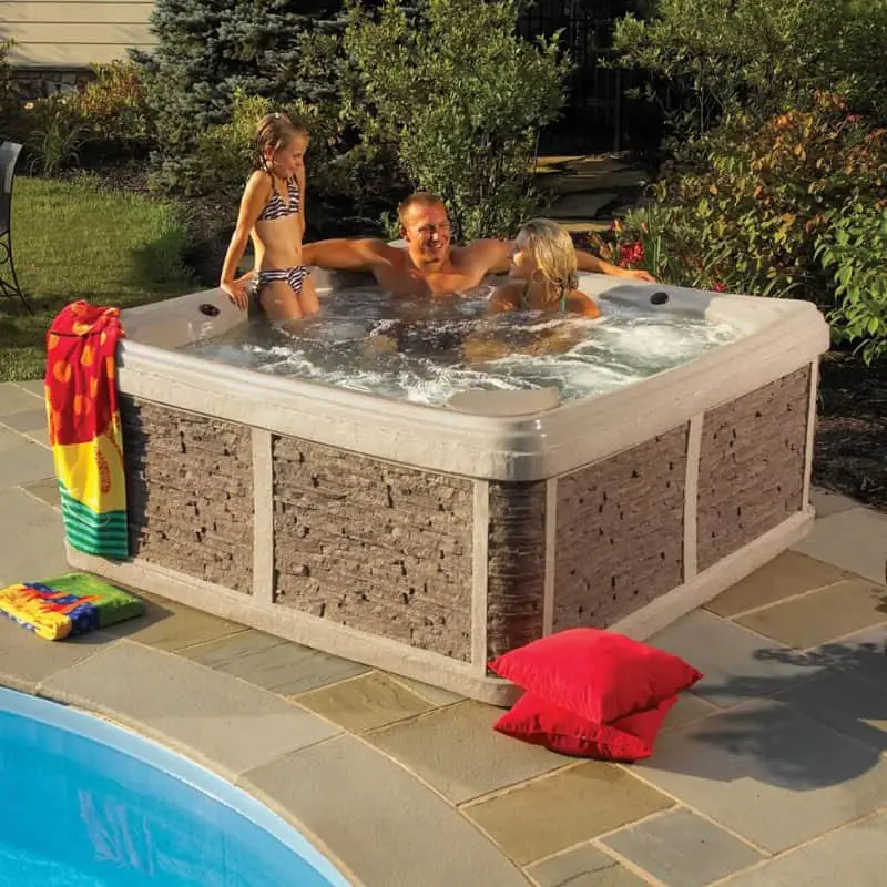7 Top Best Energy Saving Tips For Your Jacuzzi Hot Tub