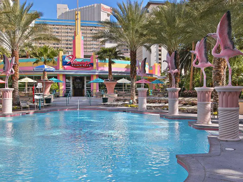 A Guide to the Swimming Pools of the Flamingo Las Vegas