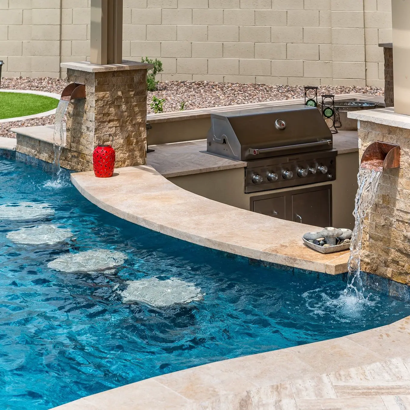 Arizona Swim Up Bar With Outdoor Kitchen Area And Scuppers ...