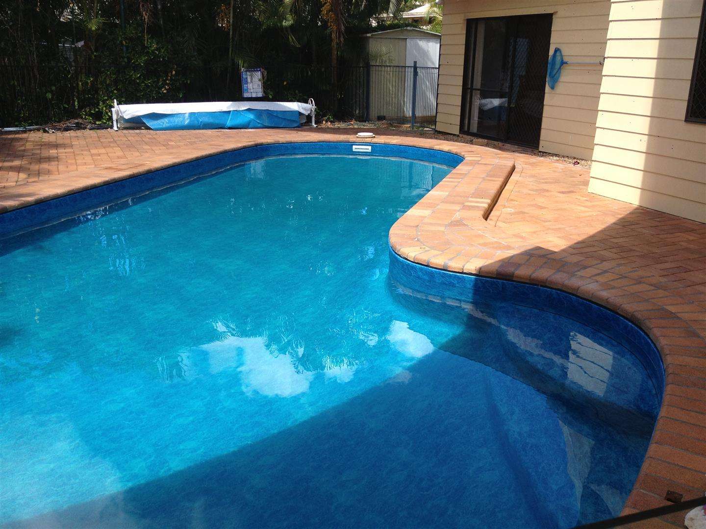 Can I pebble over a leaking fibreglass walled pool?  Pool of Thoughts ...