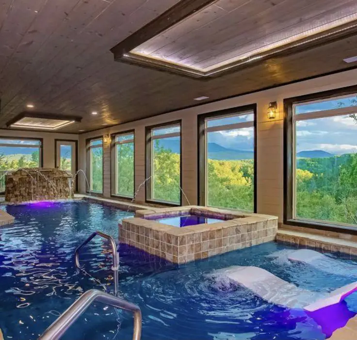 hotels in pigeon forge tn with indoor pool and jacuzzi