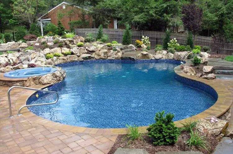 How do I change my pool from gunite to a vinyl liner?