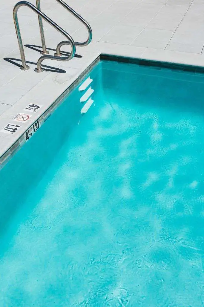 How Much are Swimming Pool Maintenance Costs in New Jersey