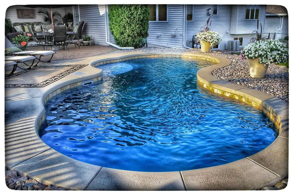 How much does a fiberglass pool cost?
