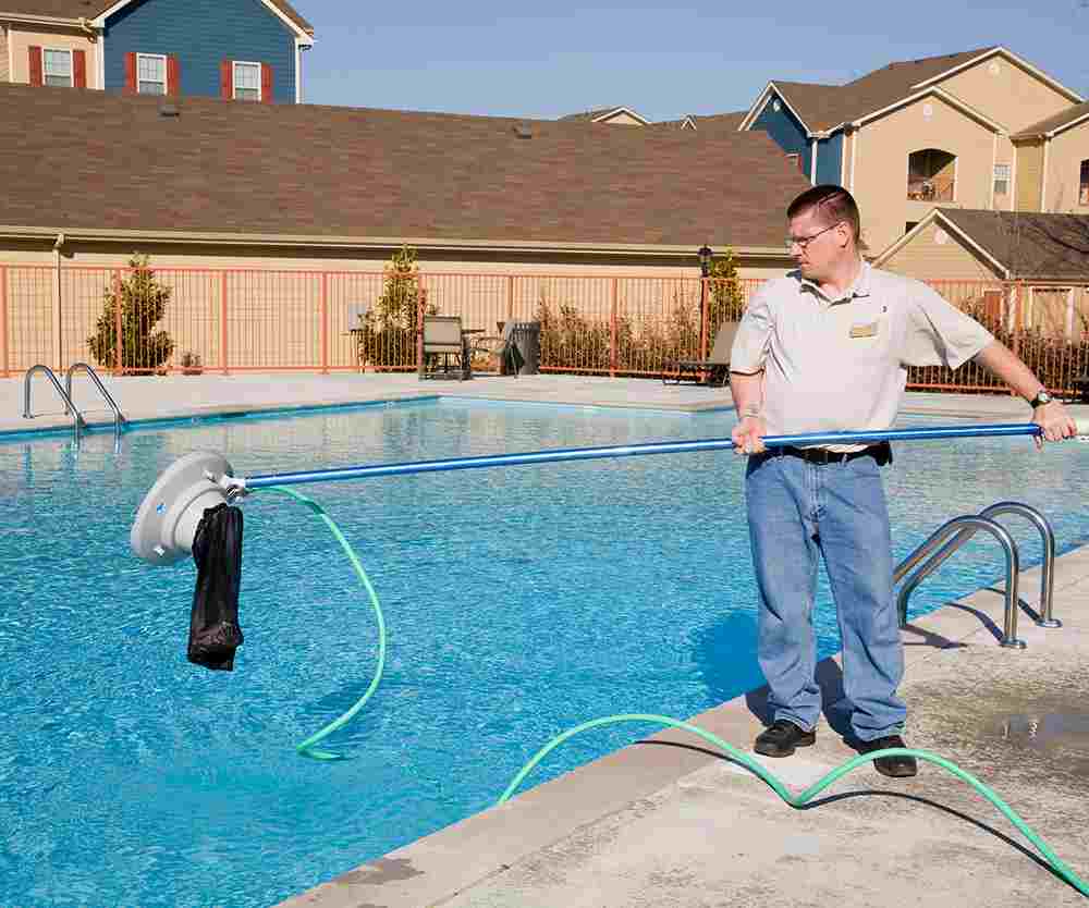 How To Drain A Pool Without A Pump ( 3 Easy Simple Ways )