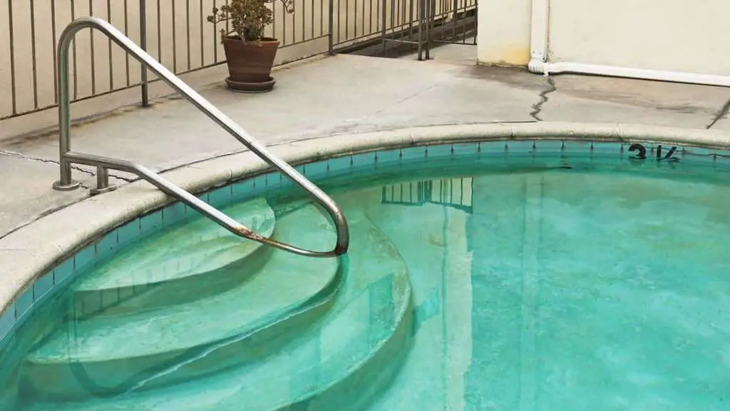 How to Keep Pool Clean Without Using a Lot of Chlorine ...