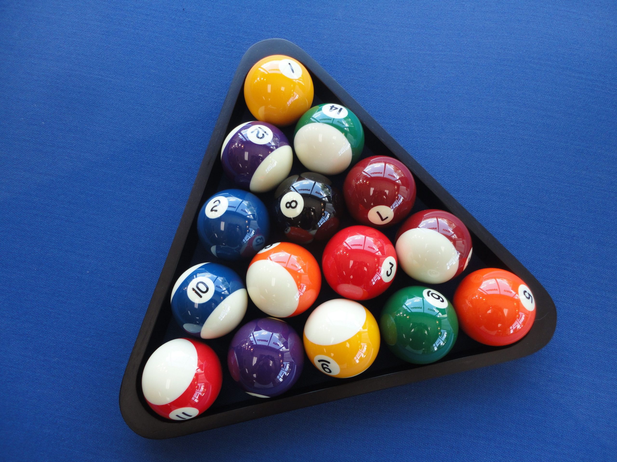 How to Rack Pool Balls to Organize Billiard Balls at The Beginning of A ...