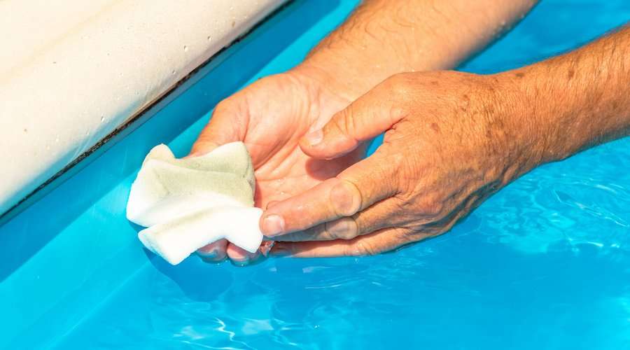 How To Remove Pool Algae From Swimming Pool