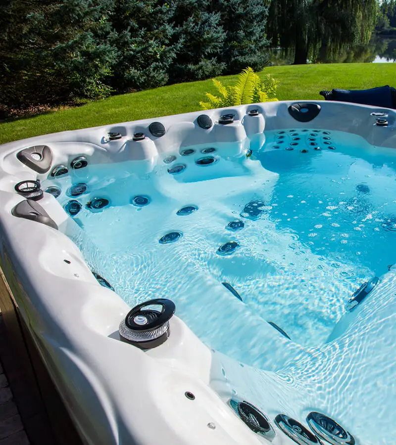 Michael Phelps LSX 700 Hot Tub