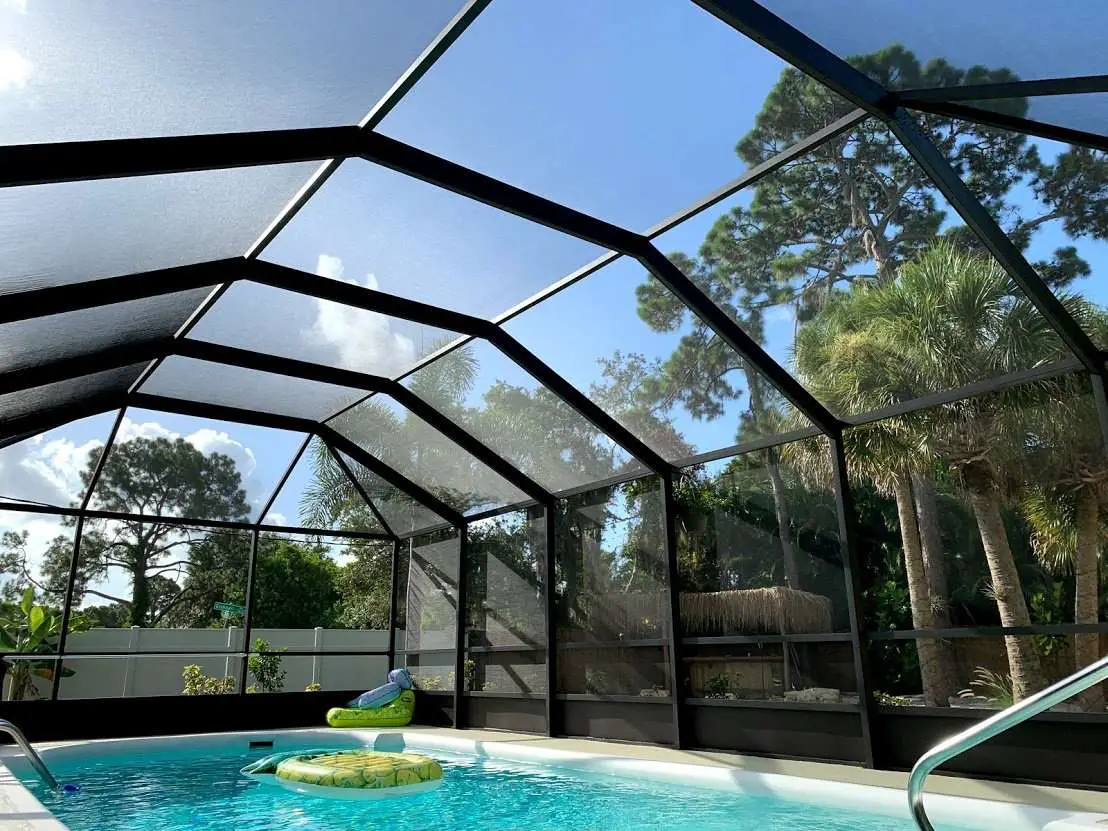 Orlando Pool Builders Get Enclosure Makeover