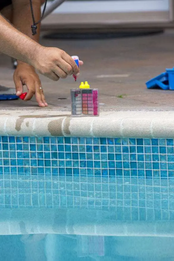 Pee in the Pool Water? How to Practice Healthy Swimming ...