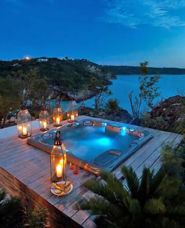Spectacular and dramatic villa in Anguilla