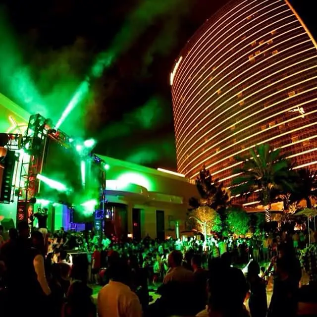 Sunday Nightswim at XS Las Vegas Grand Opening 2014  Travelivery®