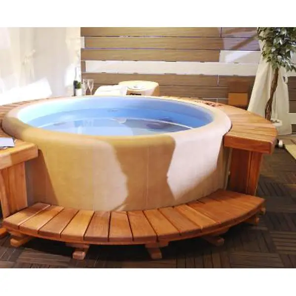 What Are the Benefits of Salt Water Hot Tubs?