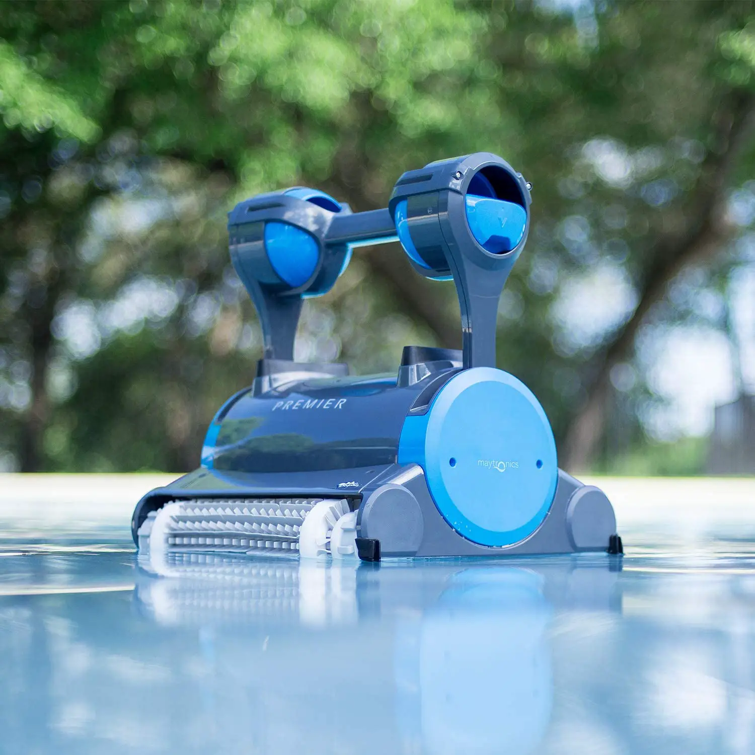 What are the Best Robotic Pool Cleaners in 2021?